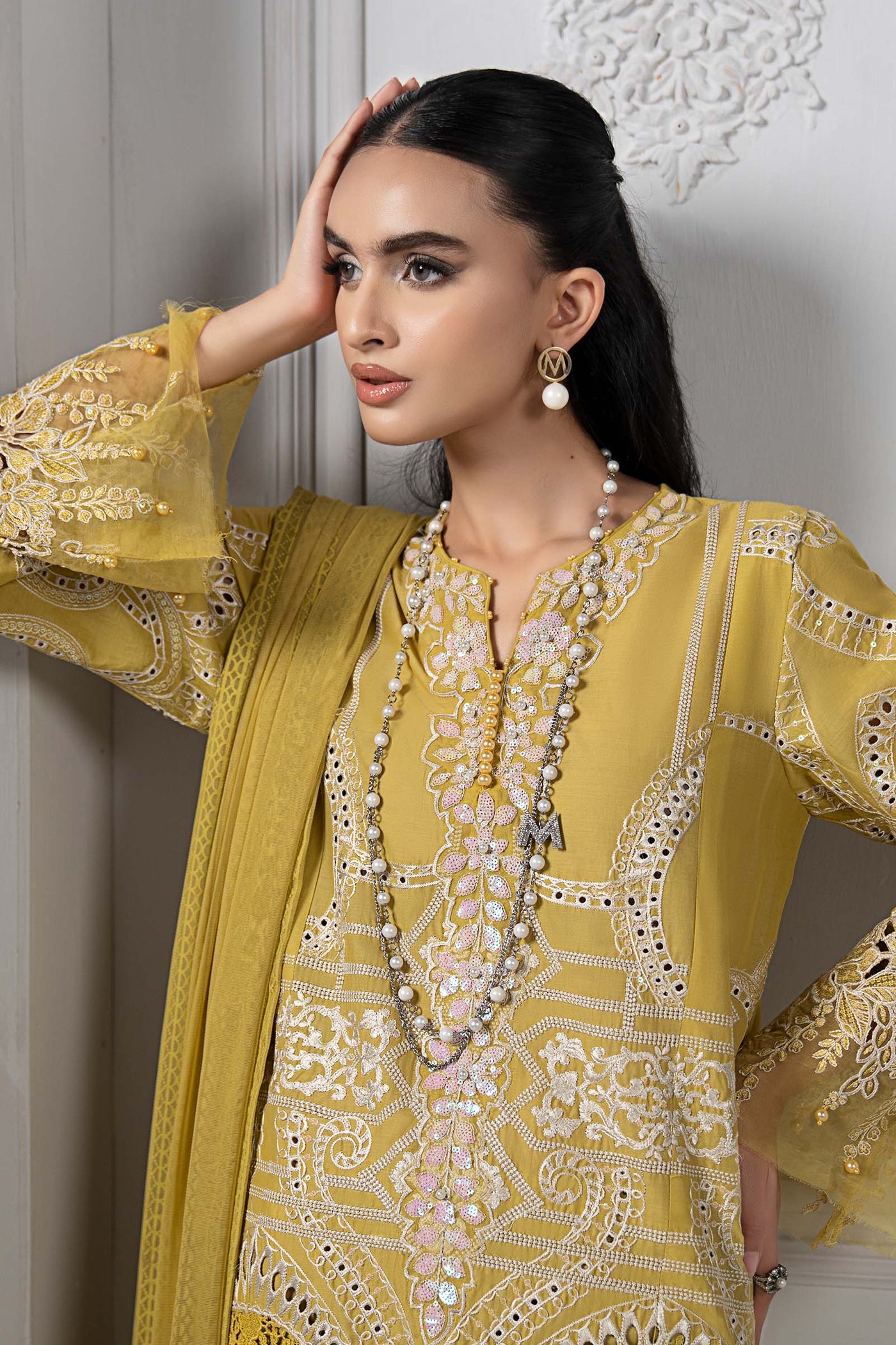 3 Piece Embroidered Lawn Suit | DS-2512-A