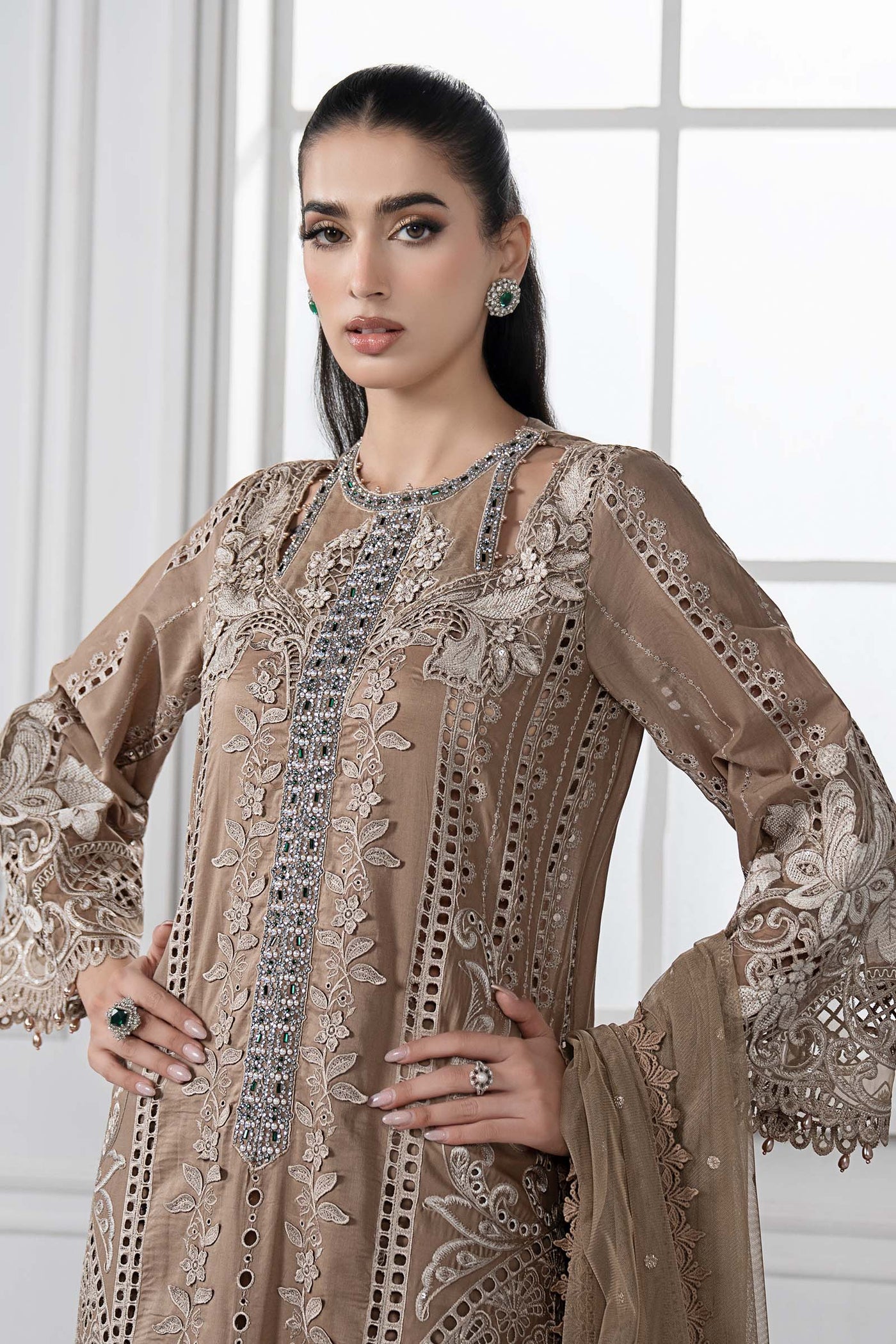 3 Piece Embroidered Lawn Suit | DS-2502-A