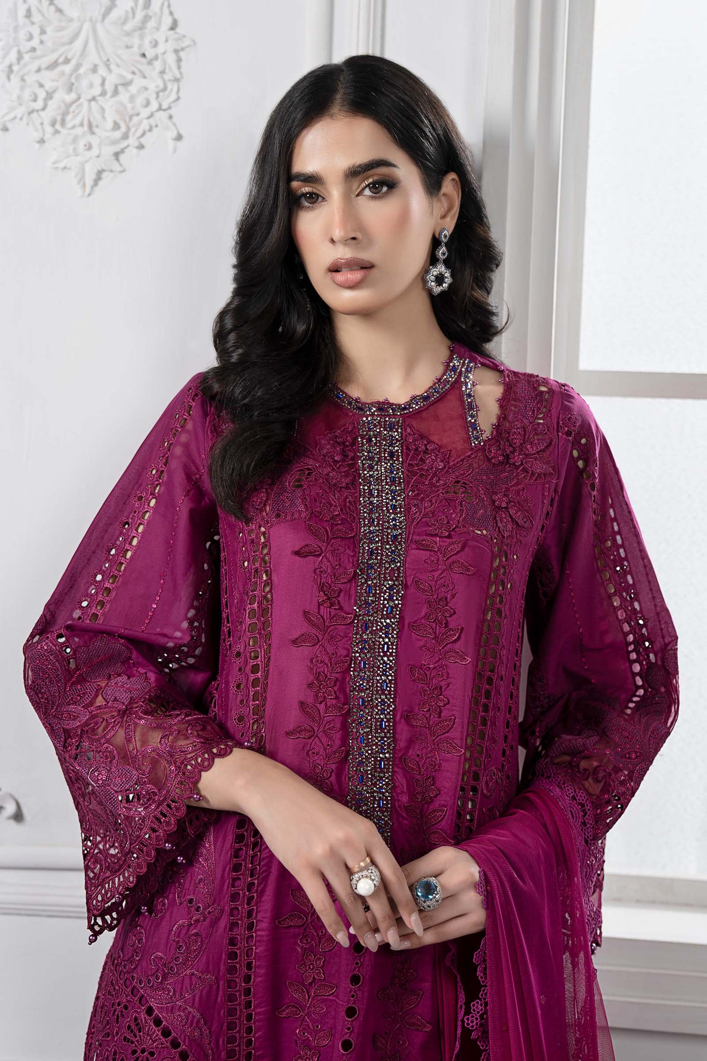 3 Piece Embroidered Lawn Suit | DS-2502-B