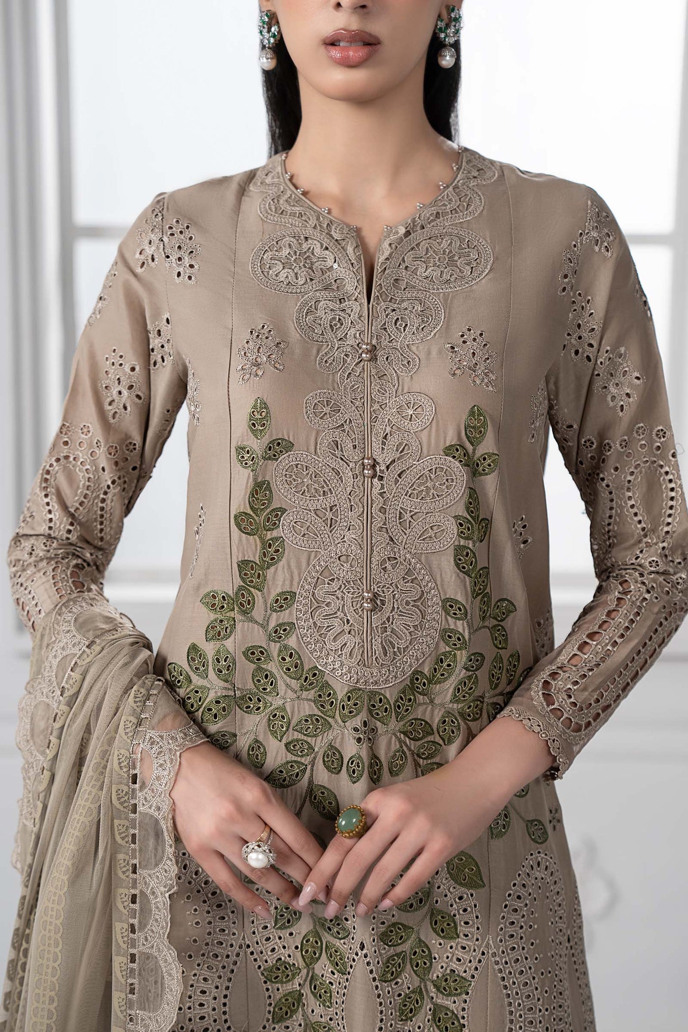 3 Piece Embroidered Lawn Suit | DS-2503-A