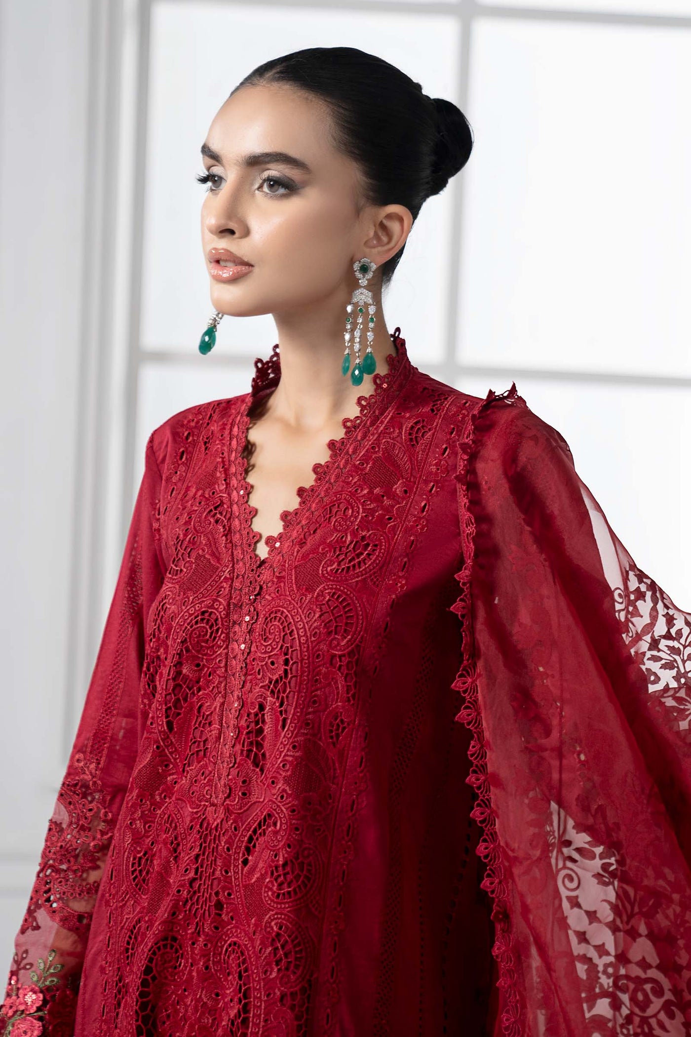 3 Piece Embroidered Lawn Suit | DS-2504-A