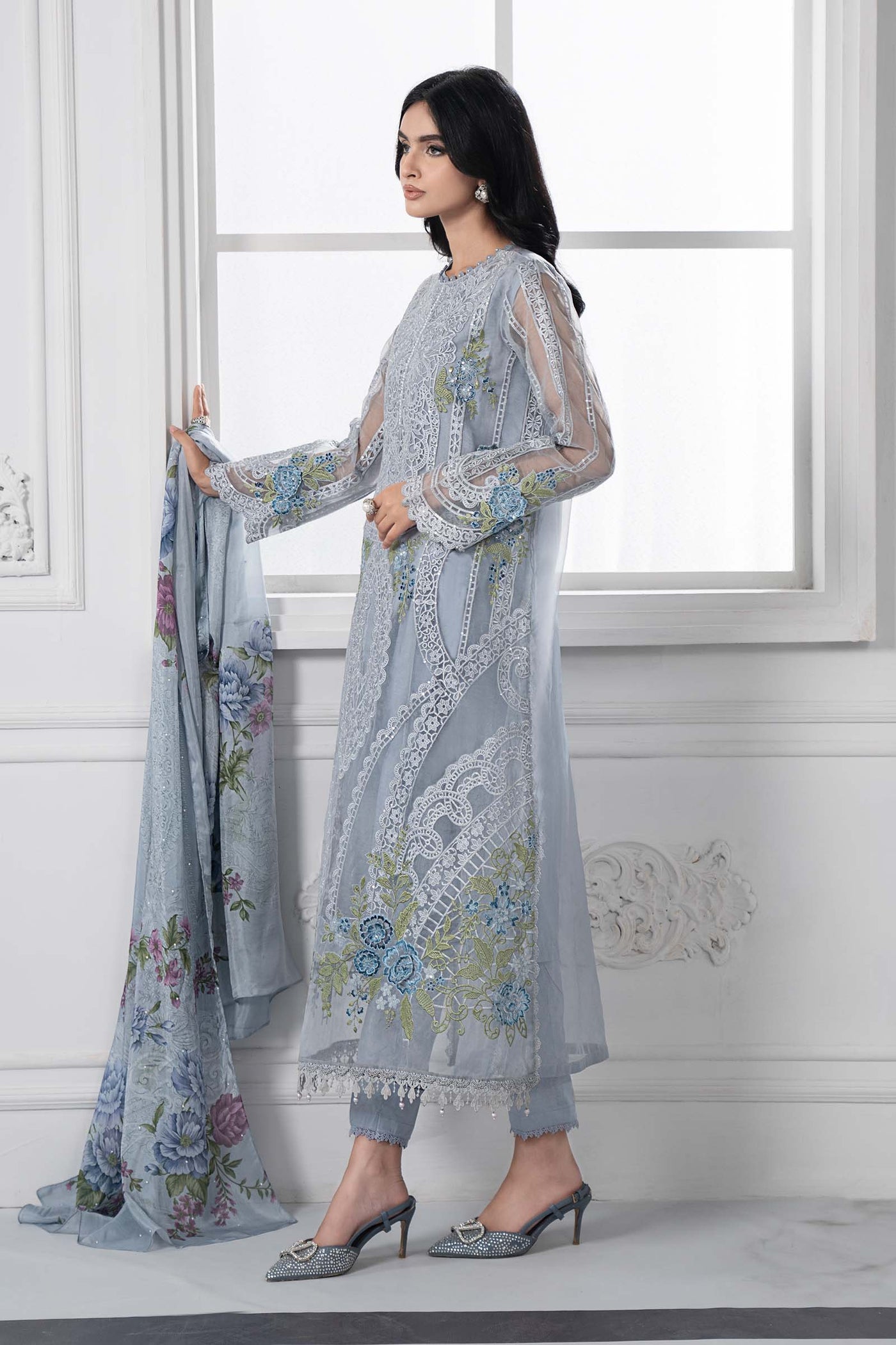 3 Piece Embroidered Organza Suit | DS-2509-B