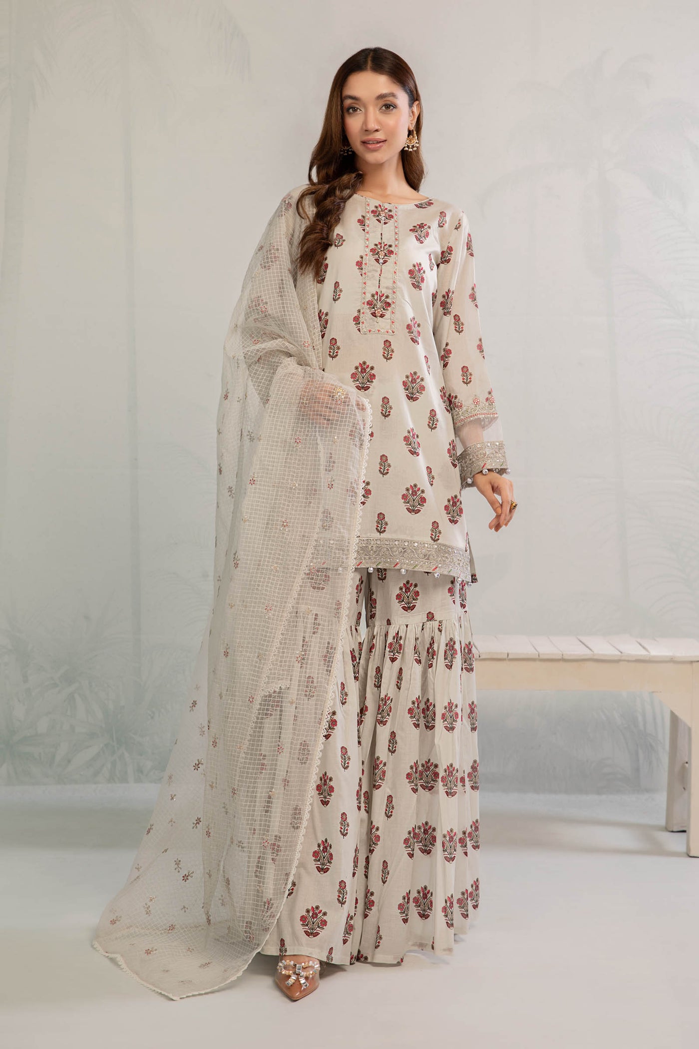 3 Piece Embroidered Lawn Suit | DW-EA23-06R1