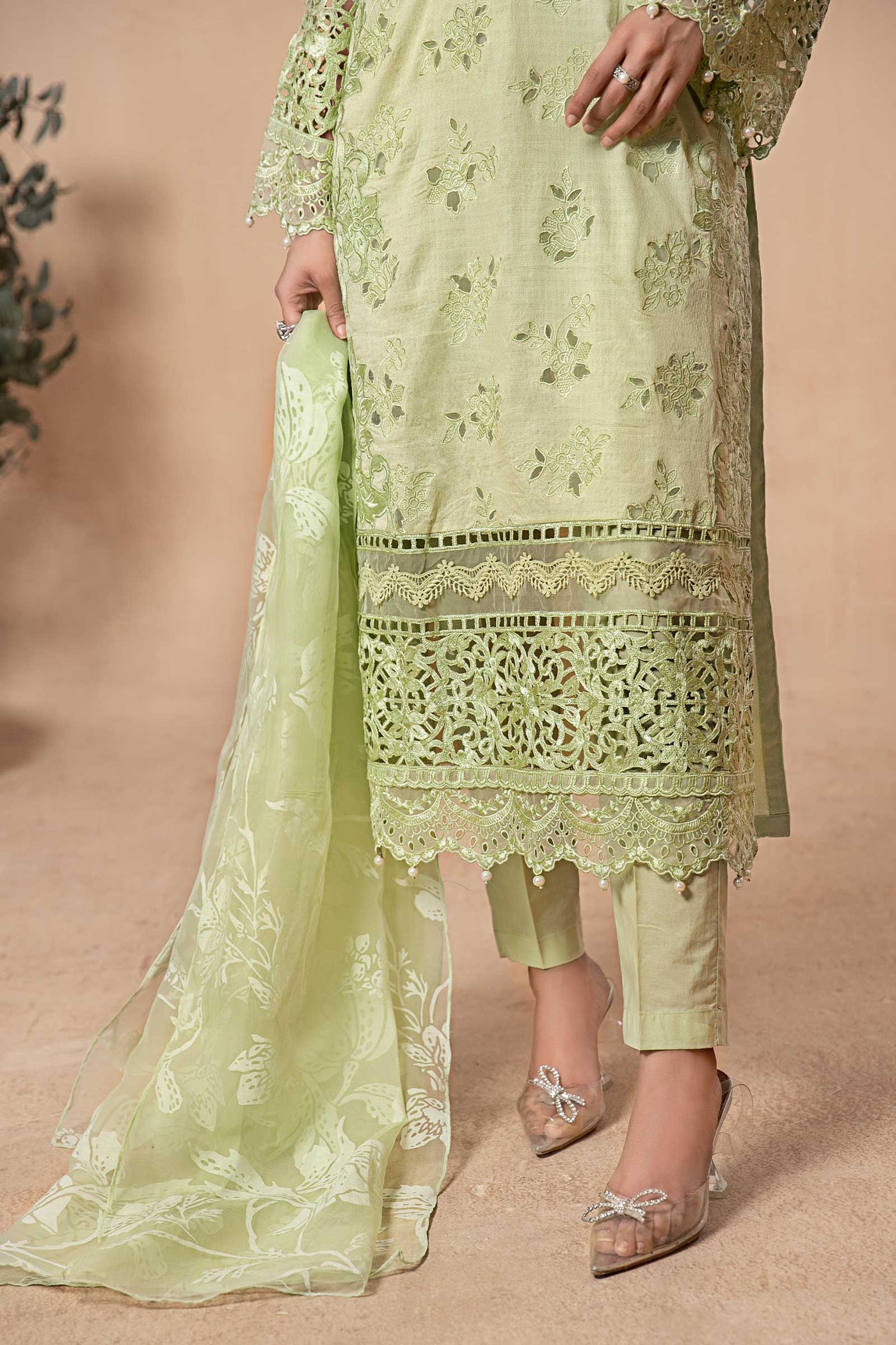 3 Piece Embroidered Lawn Suit | DW-EA24-15