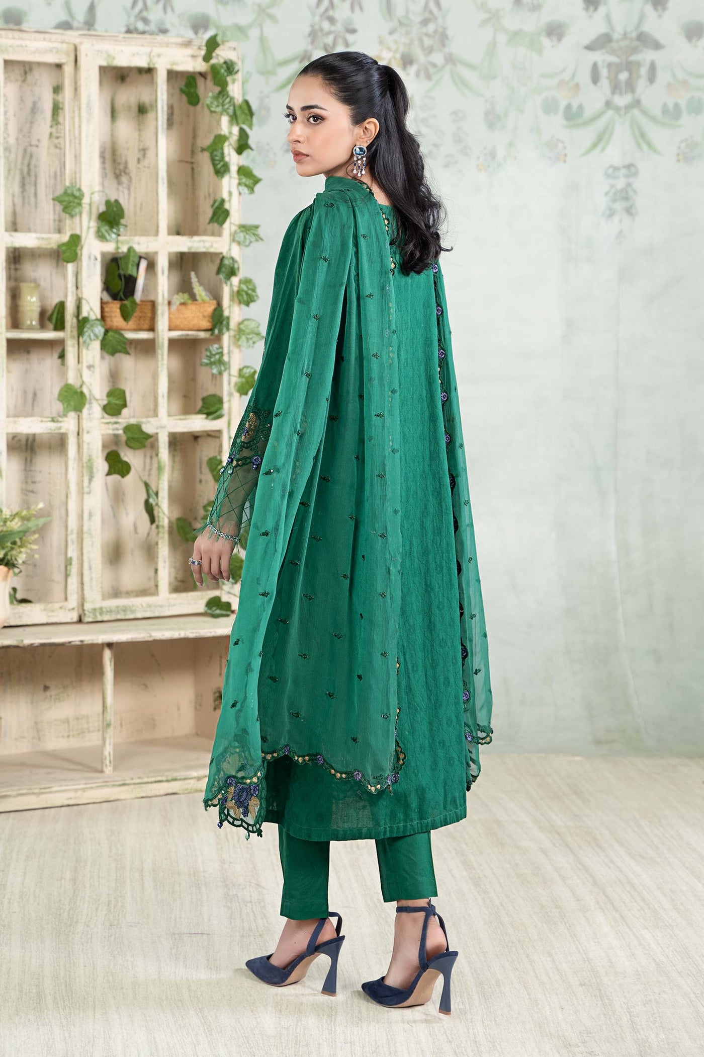 3 Piece Embroidered Jacquard Lawn Suit | DW-EA24-26