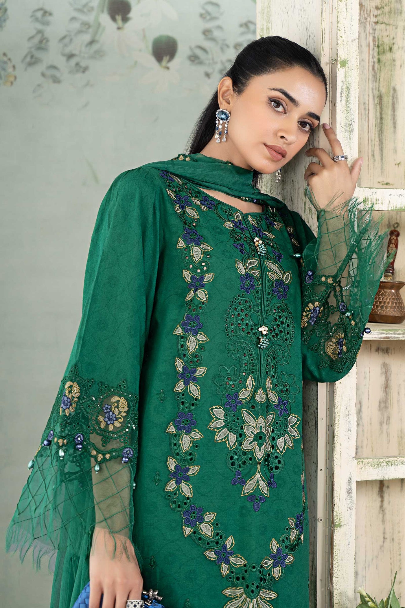 3 Piece Embroidered Jacquard Lawn Suit | DW-EA24-26