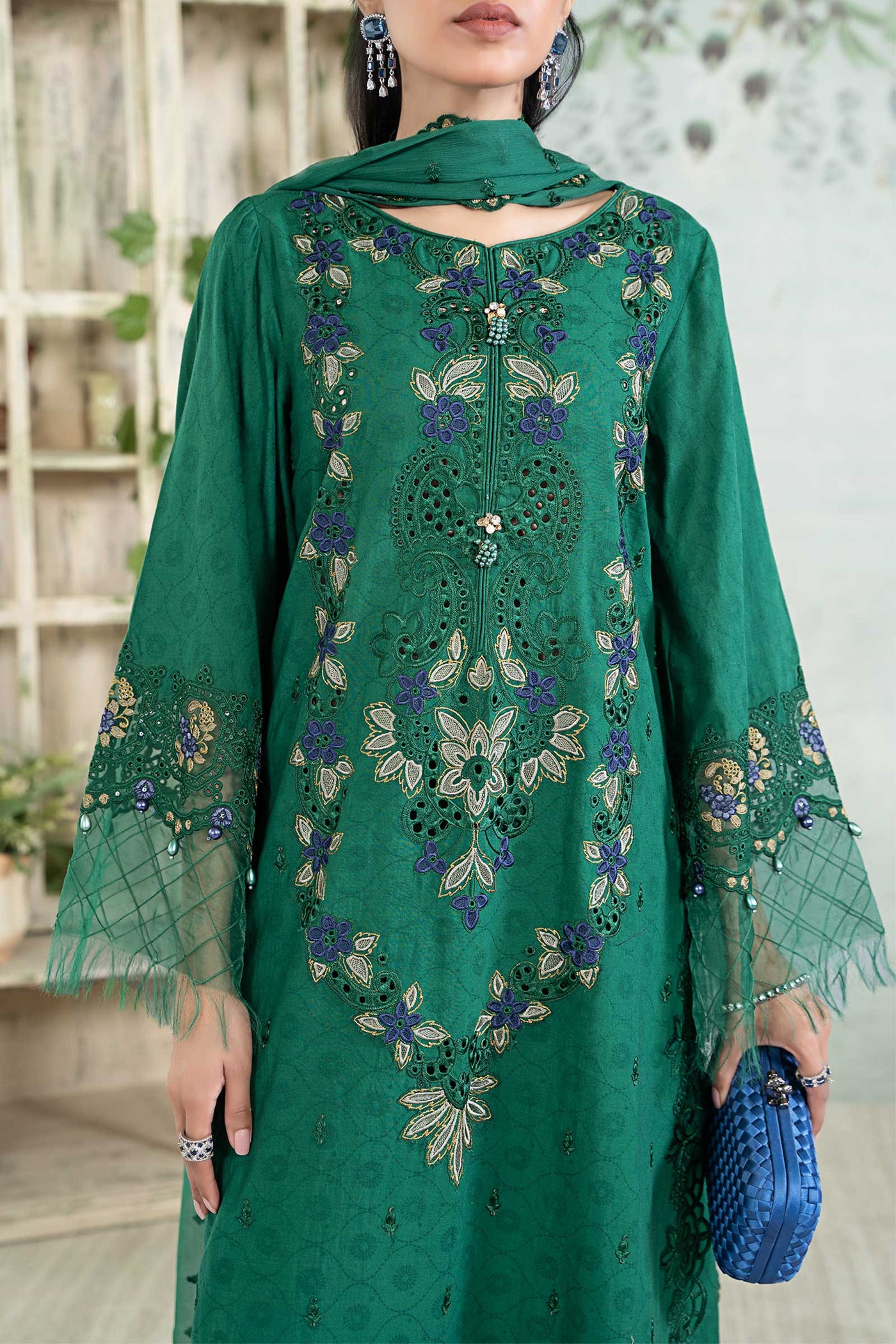 3 Piece Embroidered Jacquard Lawn Suit | DW-EA24-26