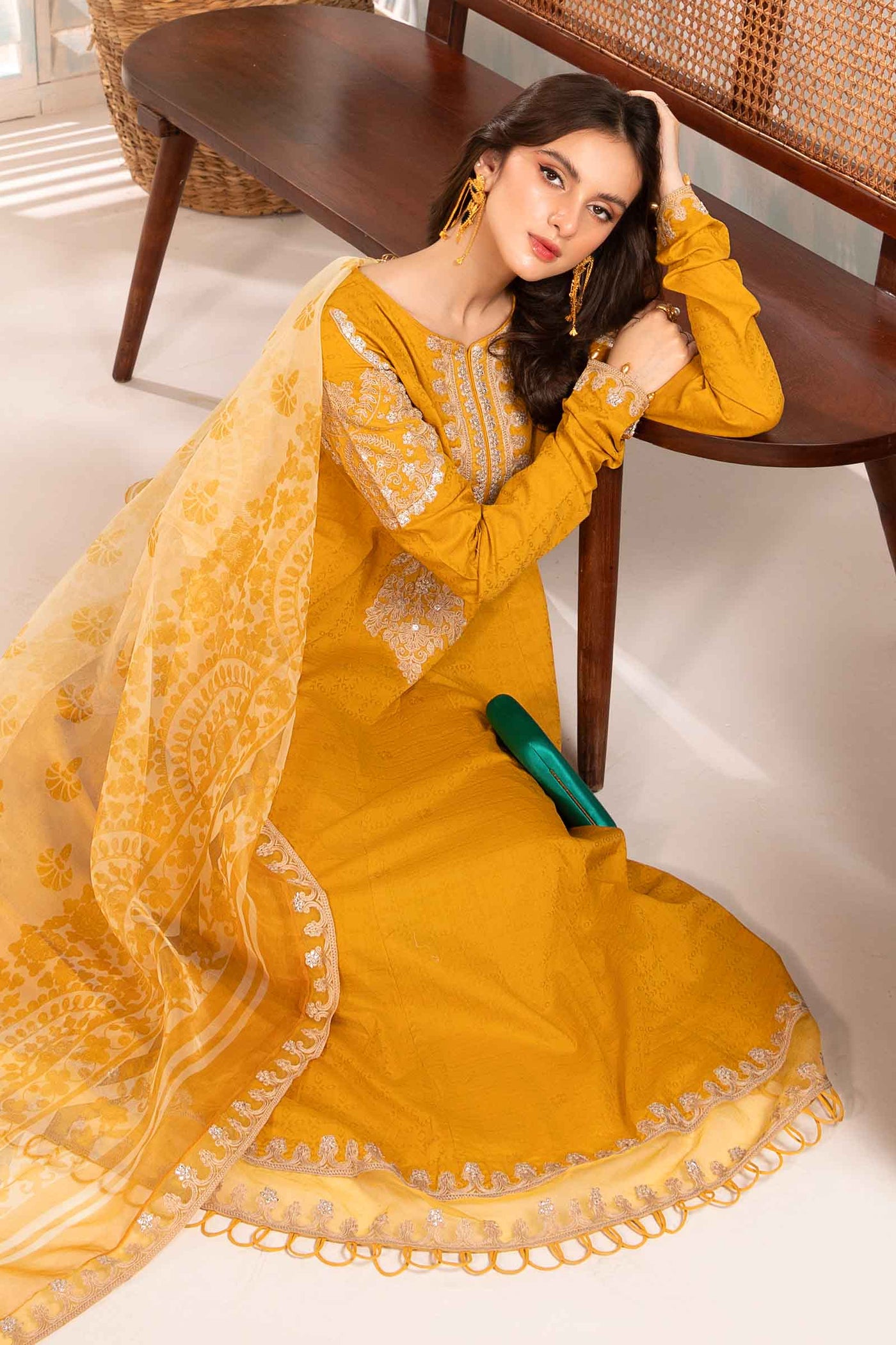 3 Piece Dyed Jacquard Lawn Suit | DW-EA24-34