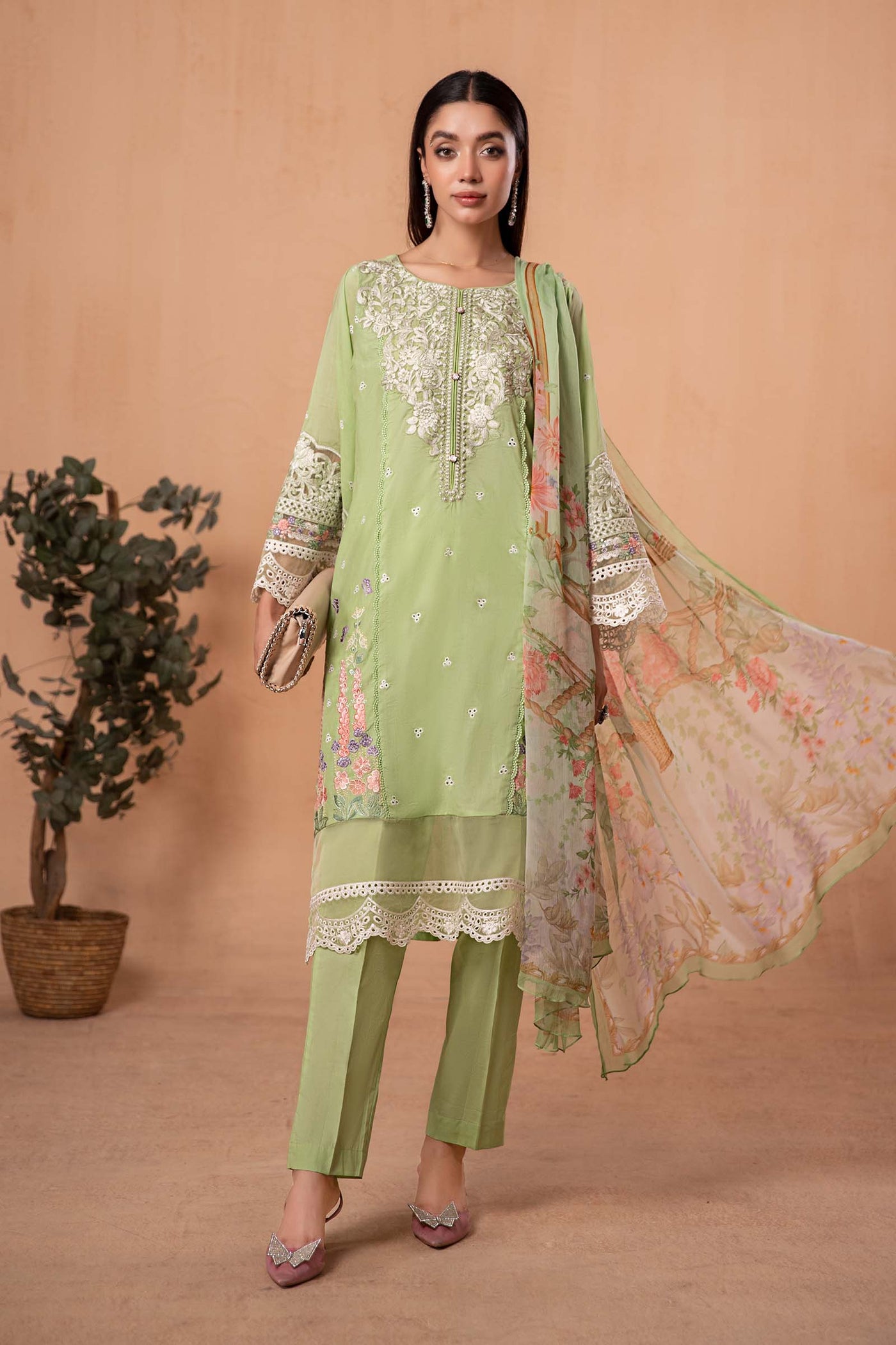 3 Piece Embroidered Lawn Suit | DW-EA24-37