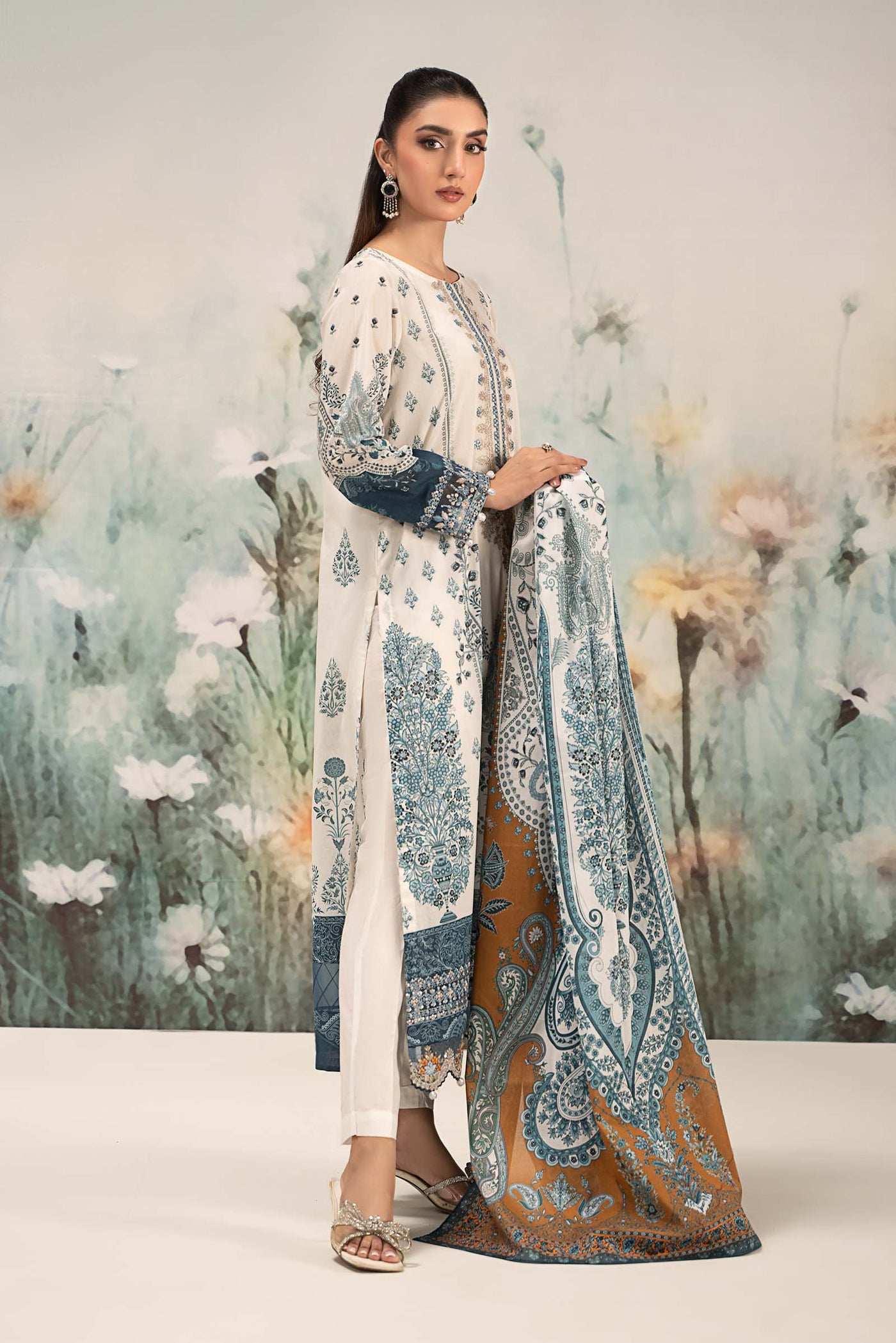 3 Piece Embroidered Lawn Suit | DW-EF25-14