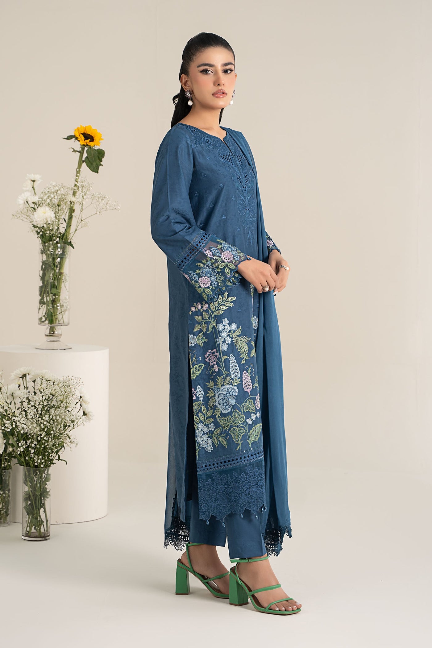 3 Piece Embroidered Self Jacquard Lawn Suit | DW-EF25-45