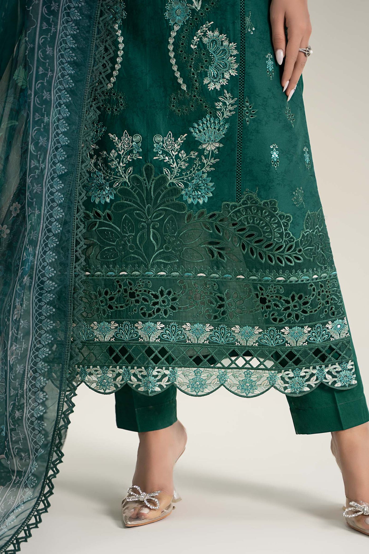 3 Piece Embroidered Self Jacquard Lawn Suit | DW-EF25-47