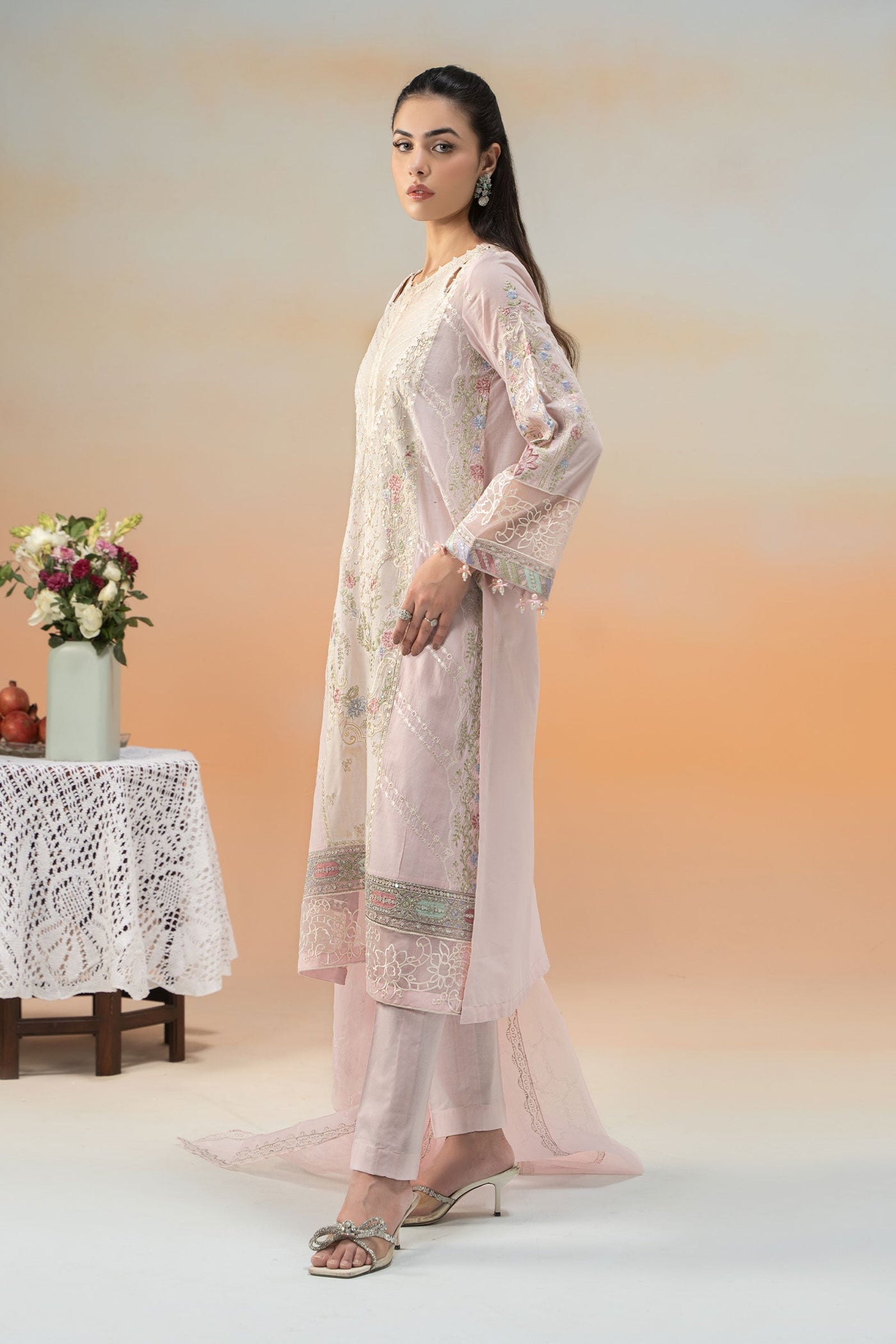 3 Piece Embroidered Lawn Suit | DW-EF25-69