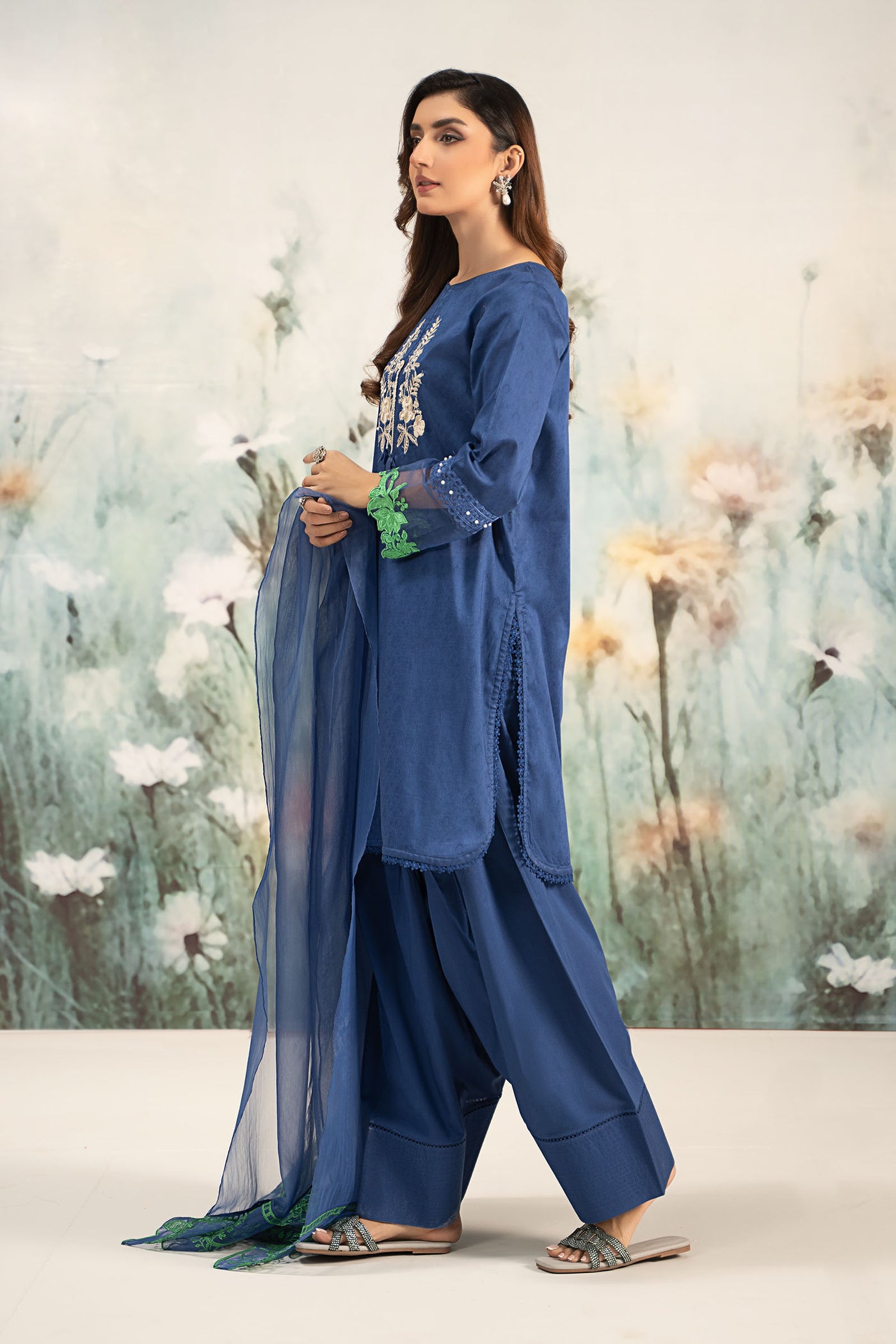 3 Piece Embroidered Self Jacquard Lawn Suit | DW-EF25-15