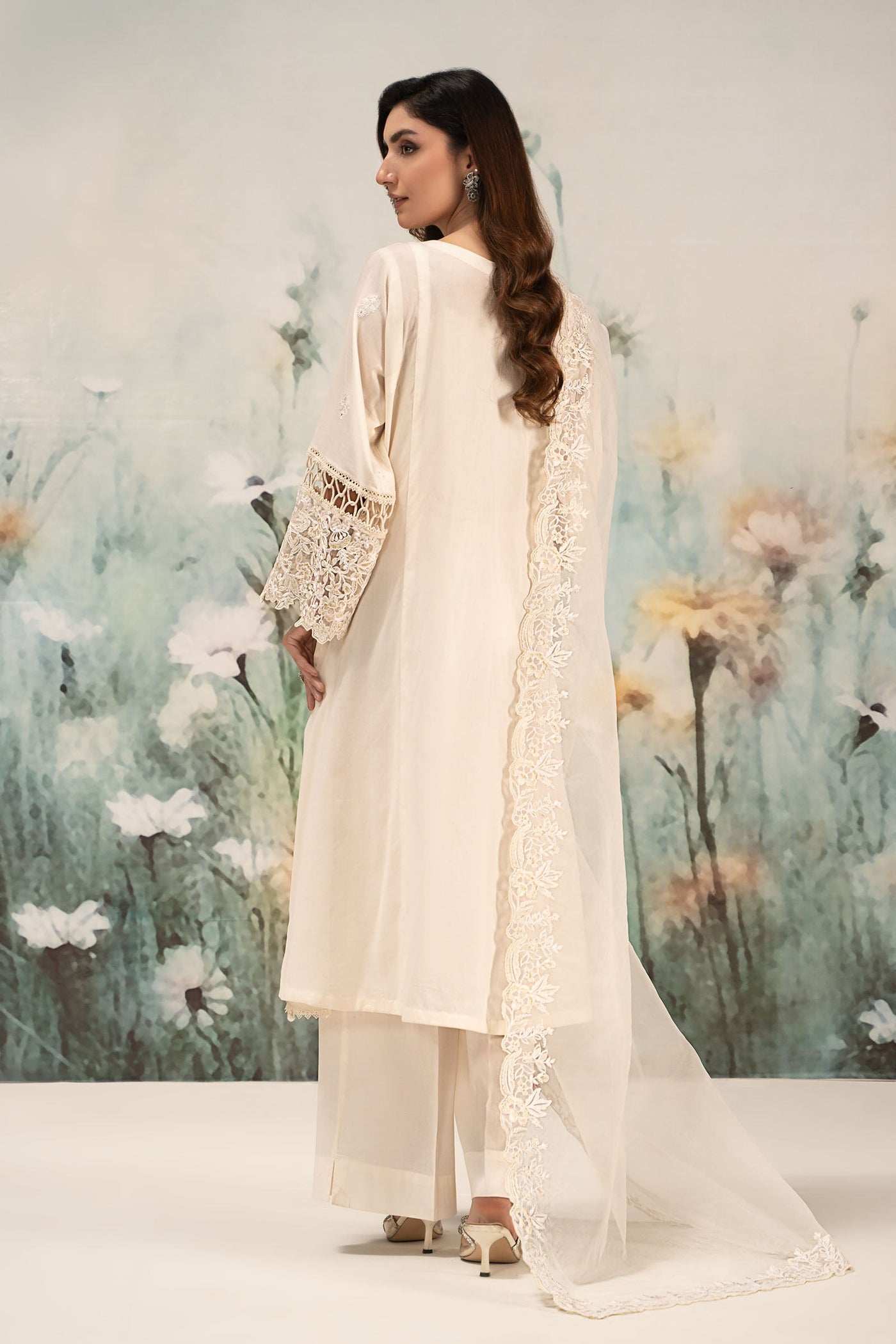 3 Piece Embroidered Lawn Suit | DW-EF25-95