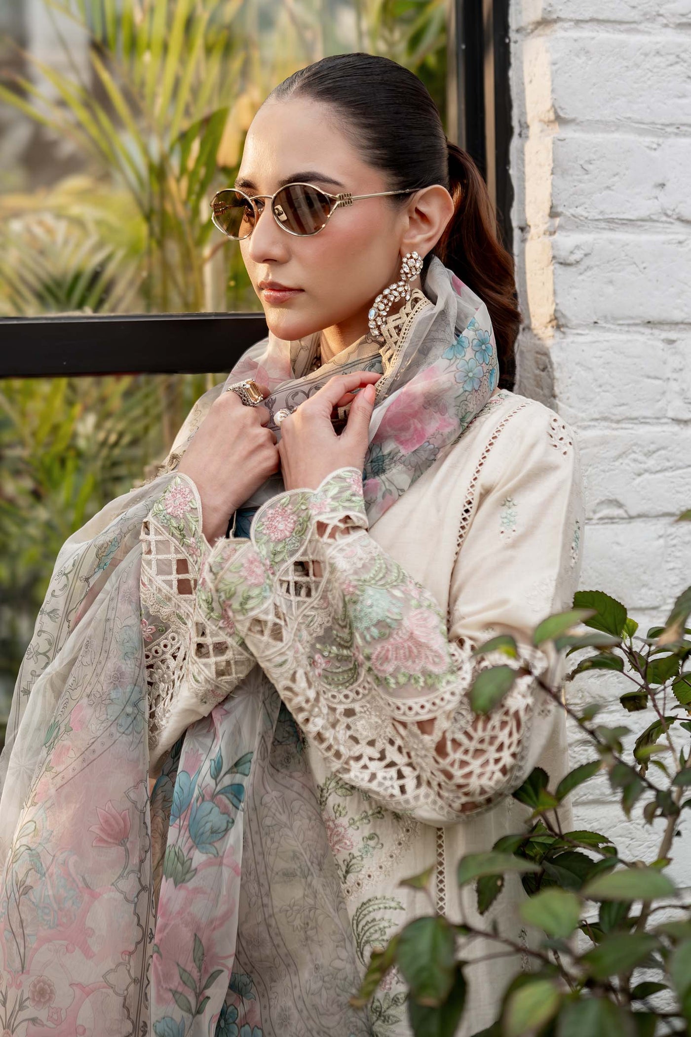 3 Piece Embroidered Self Jacquard Lawn Suit | DW-EF25-47