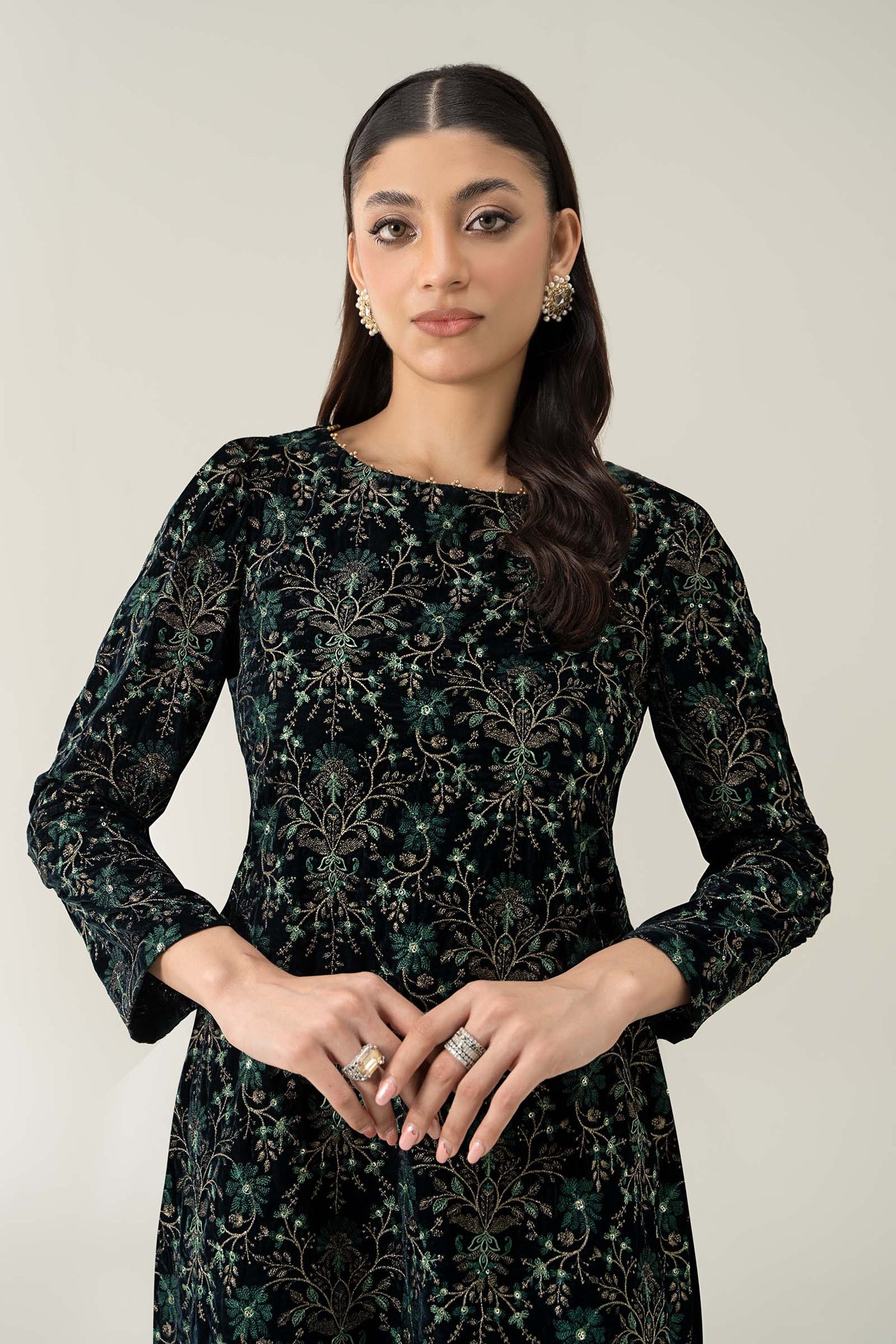 Embroidered Velvet Fabric (1Pc) | LF-733