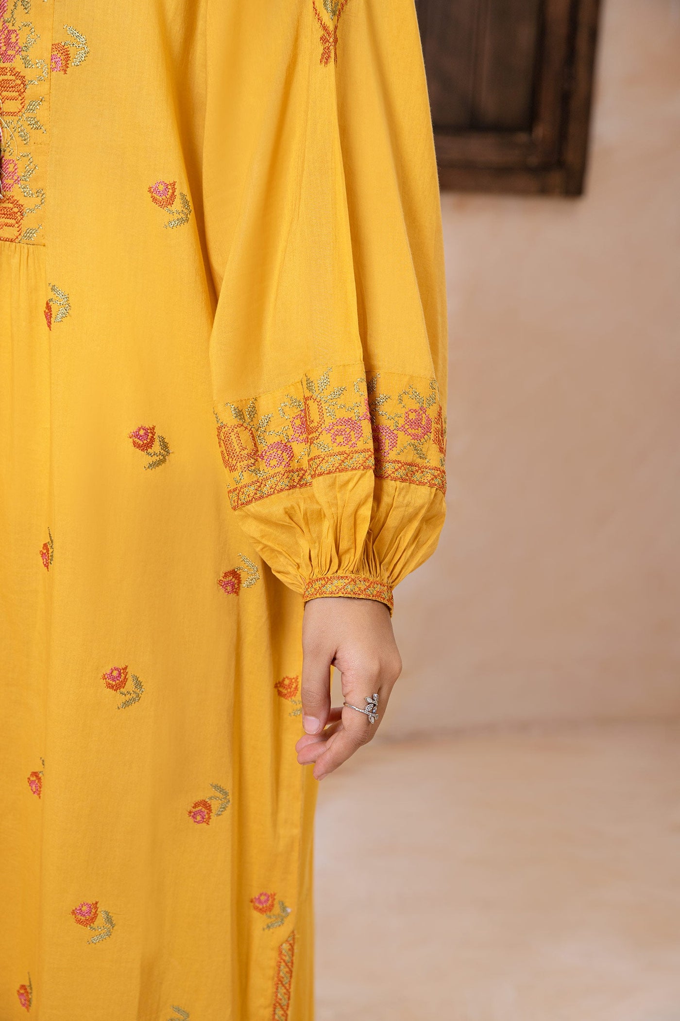 Embroidered Arabic Lawn Tunic | MB-EA24-41