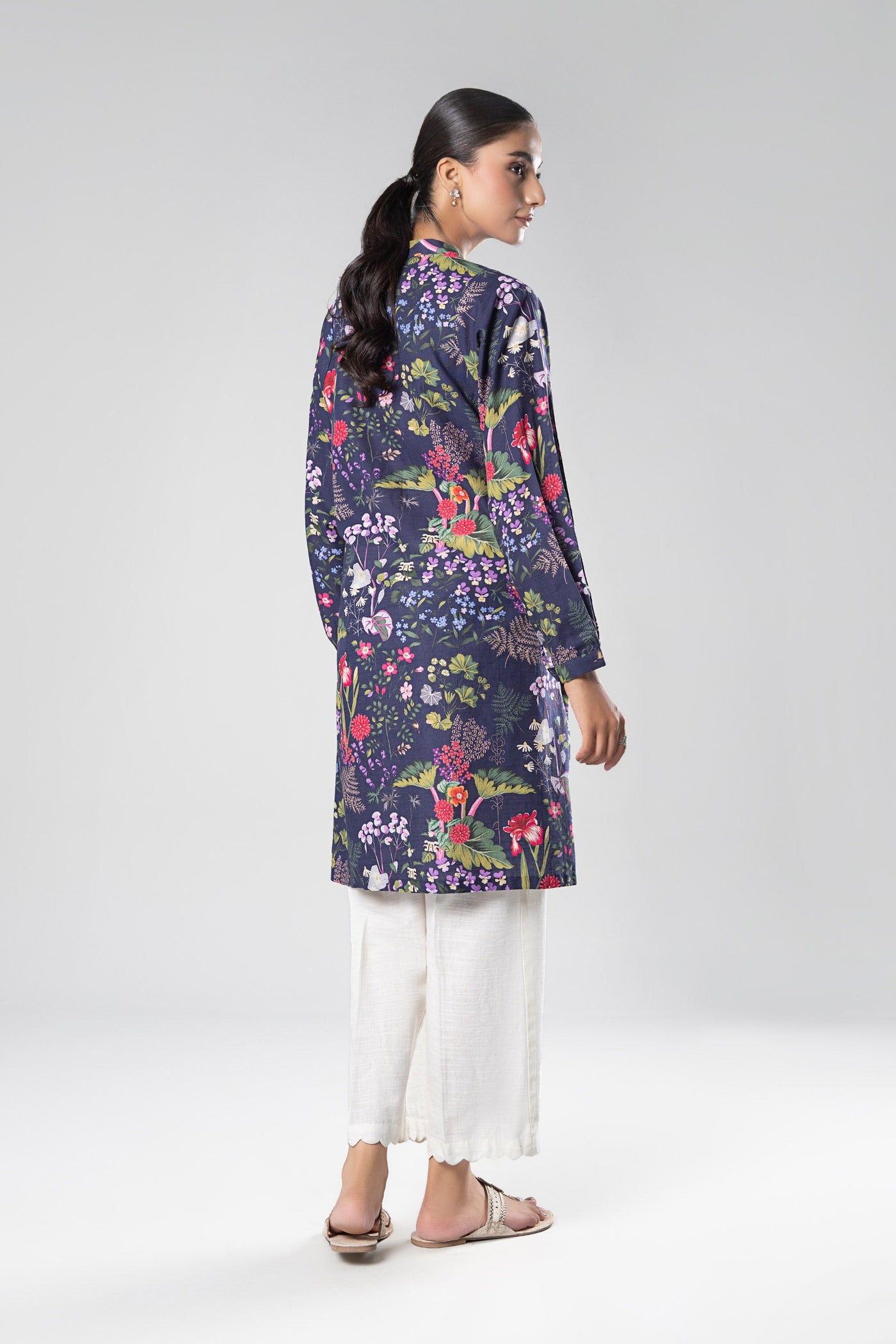 Printed Khaddar Shirt | MB-USP23-201B