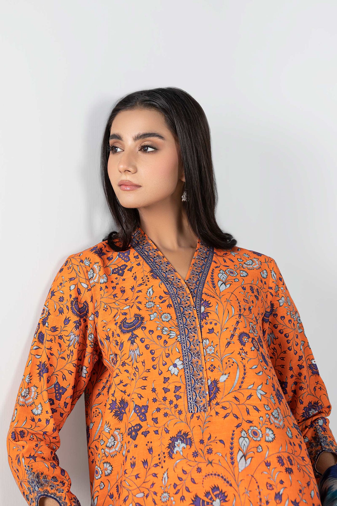 3 Pc Printed Khaddar Suit | MB-USP23-209B