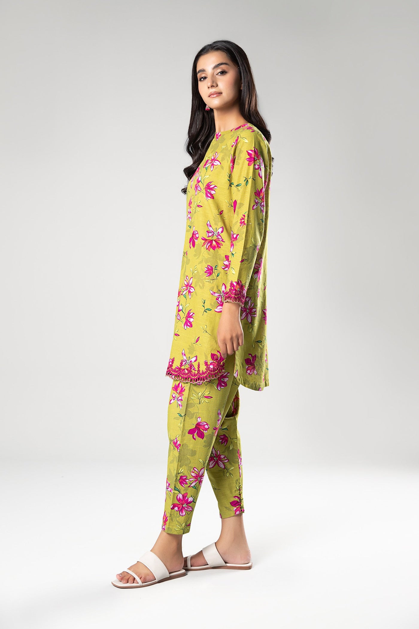 2 Pc Printed Khaddar Suit | MB-USP23-207B