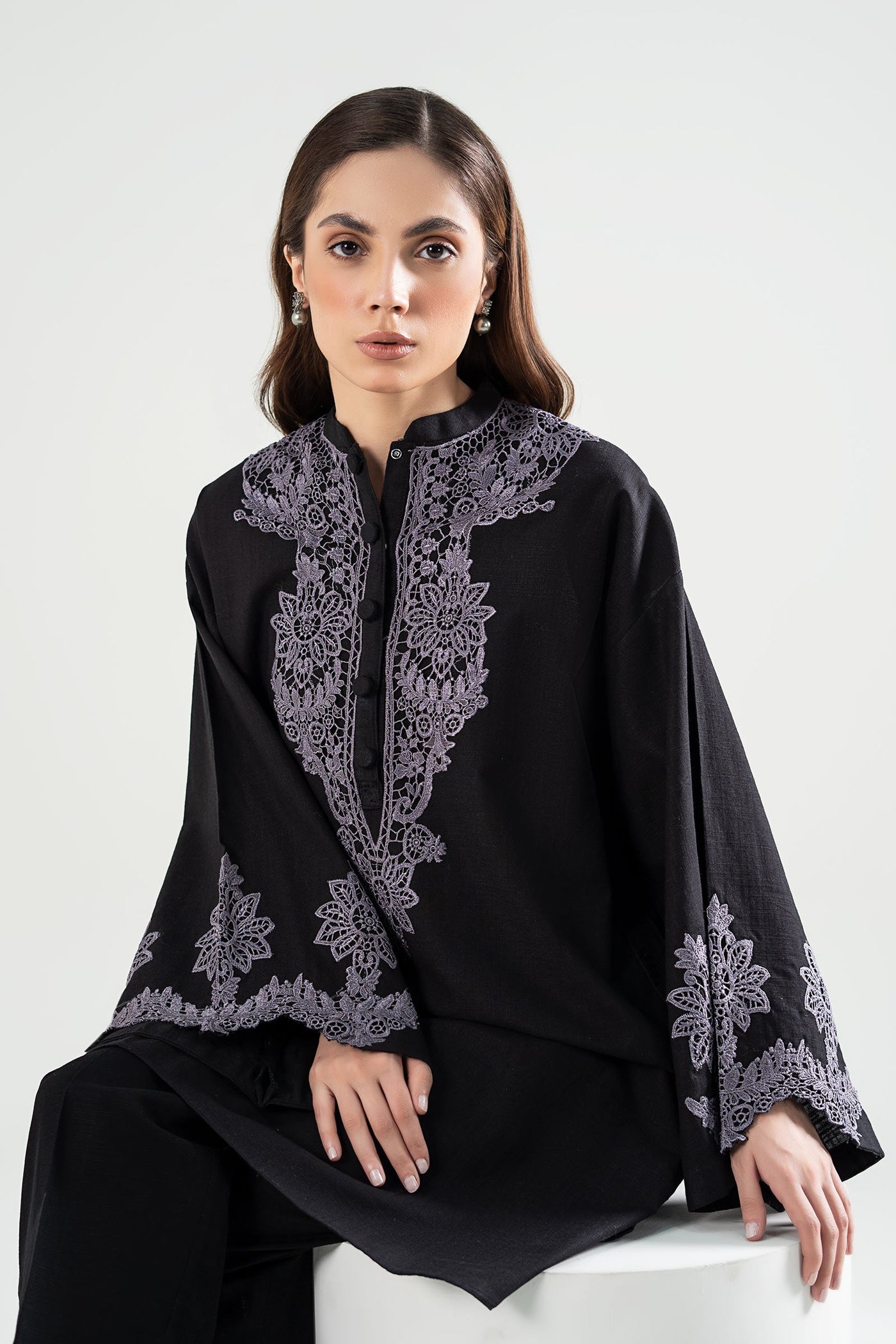 Embroidered Crosshatch Slub Shirt | MB-WS24-114