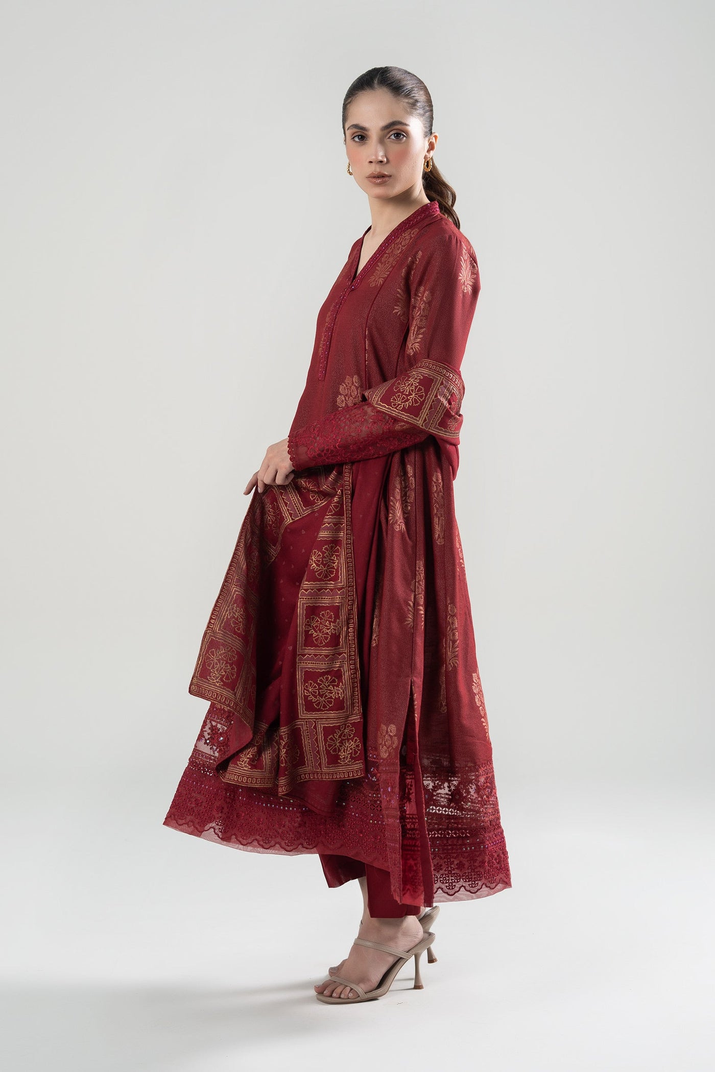 3 Pc Embroidered Jacquard Suit | MB-WS24-159