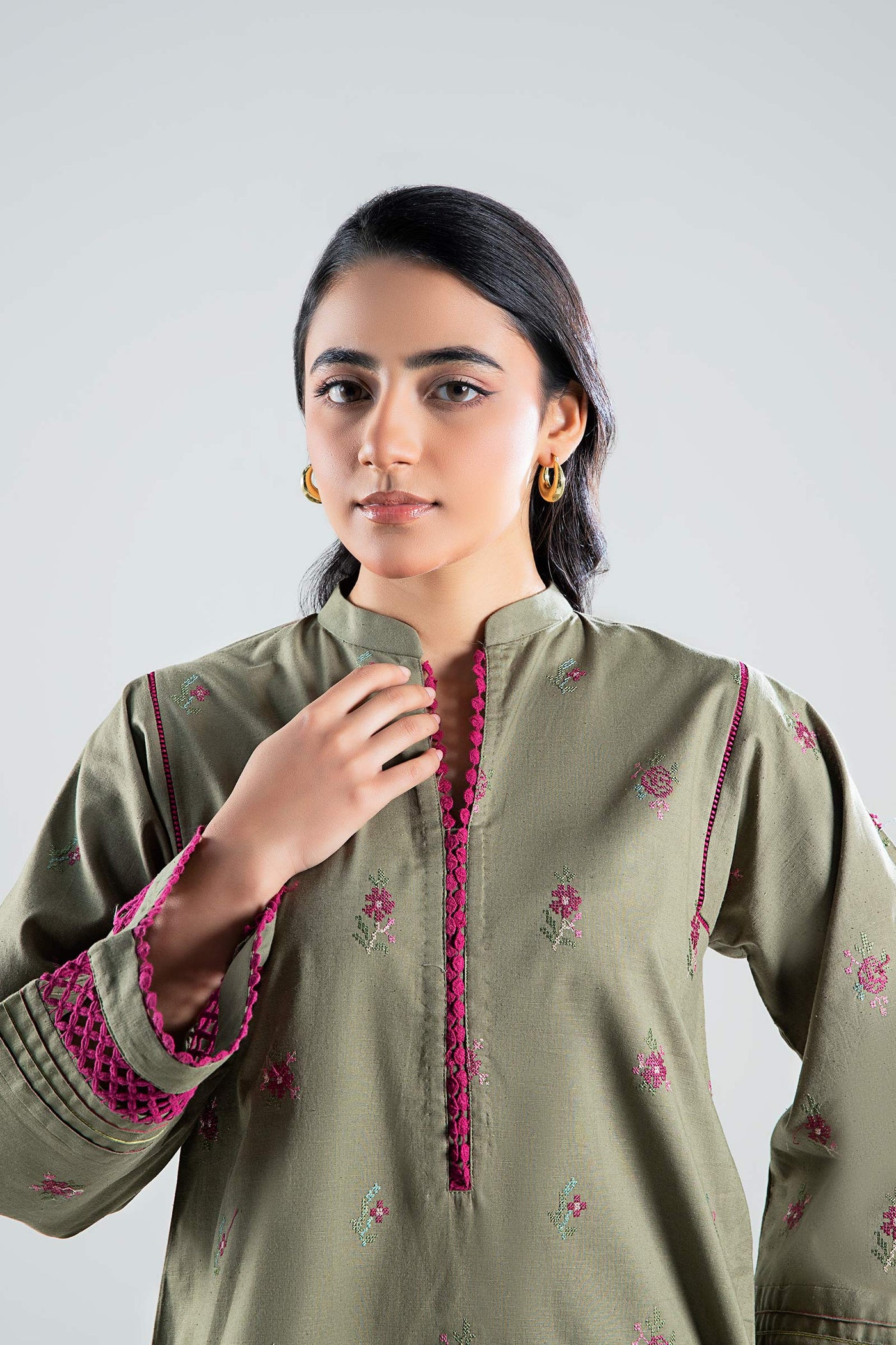 Embroidered Textured Shirt | MB-WS24-28