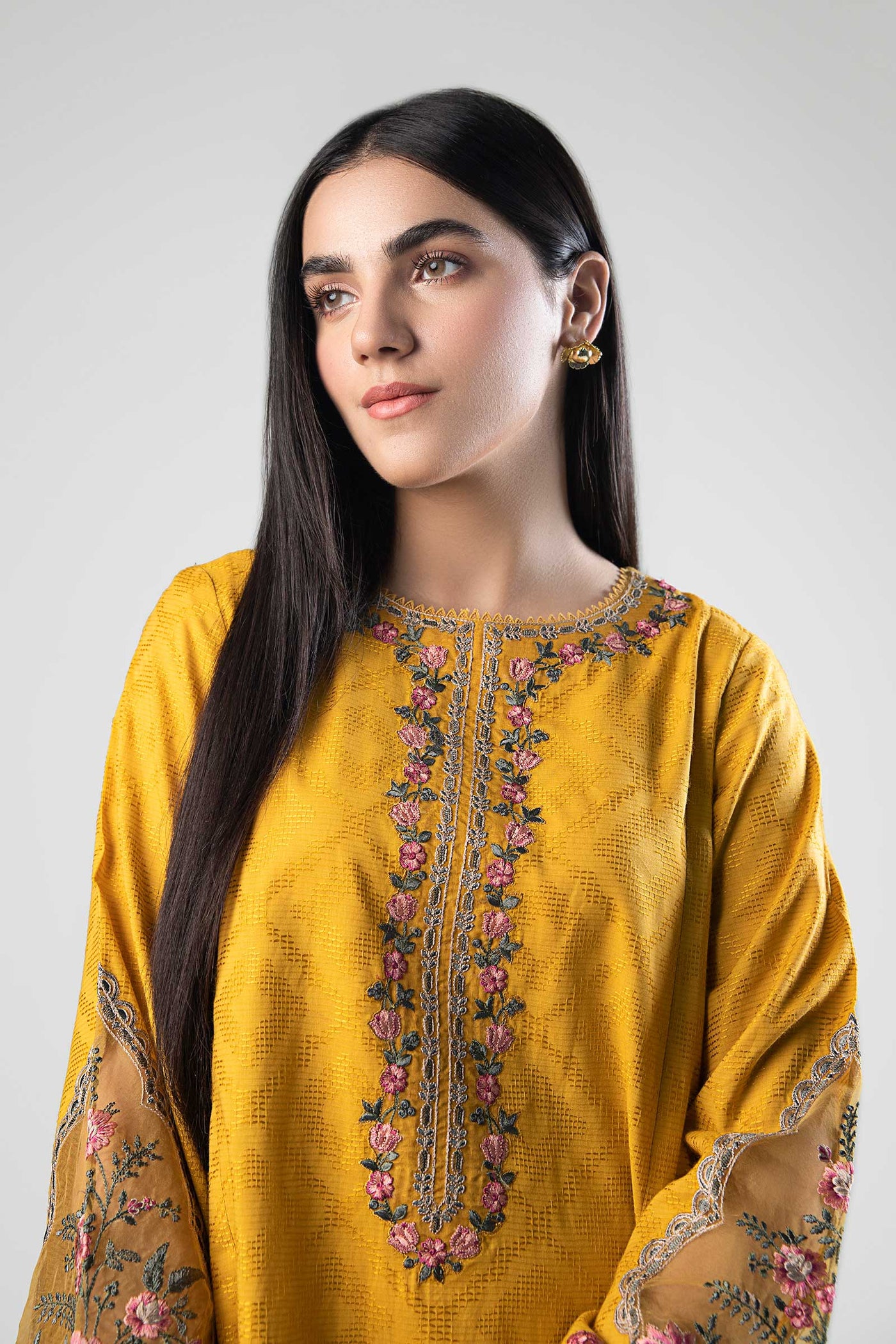 Embroidered Textured Shirt | MB-WS24-30