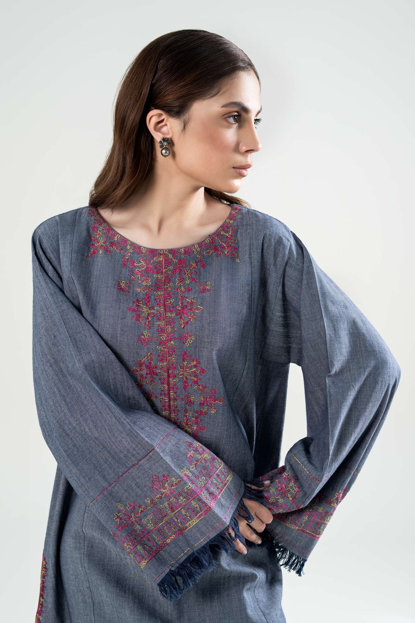 Embroidered Yarn Dyed Shirt | MB-WS24-32-B