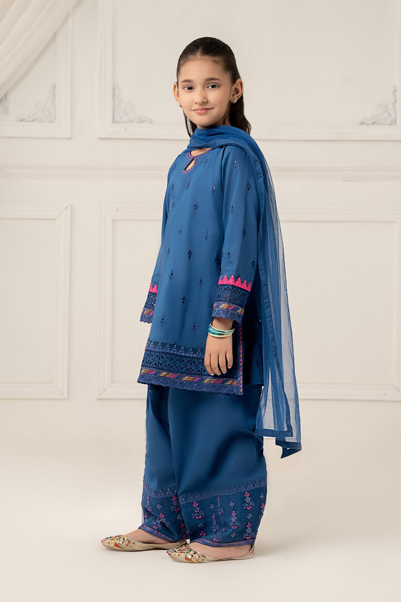 3 Piece Embroidered Lawn Suit | MKD-EF25-57