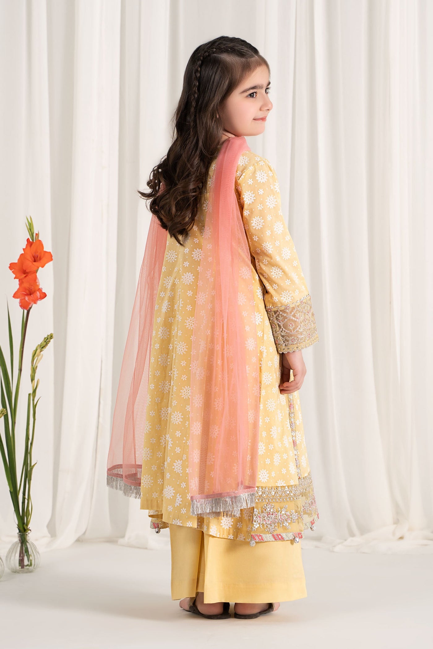 3 Piece Embroidered Lawn Suit | MKD-EF25-09