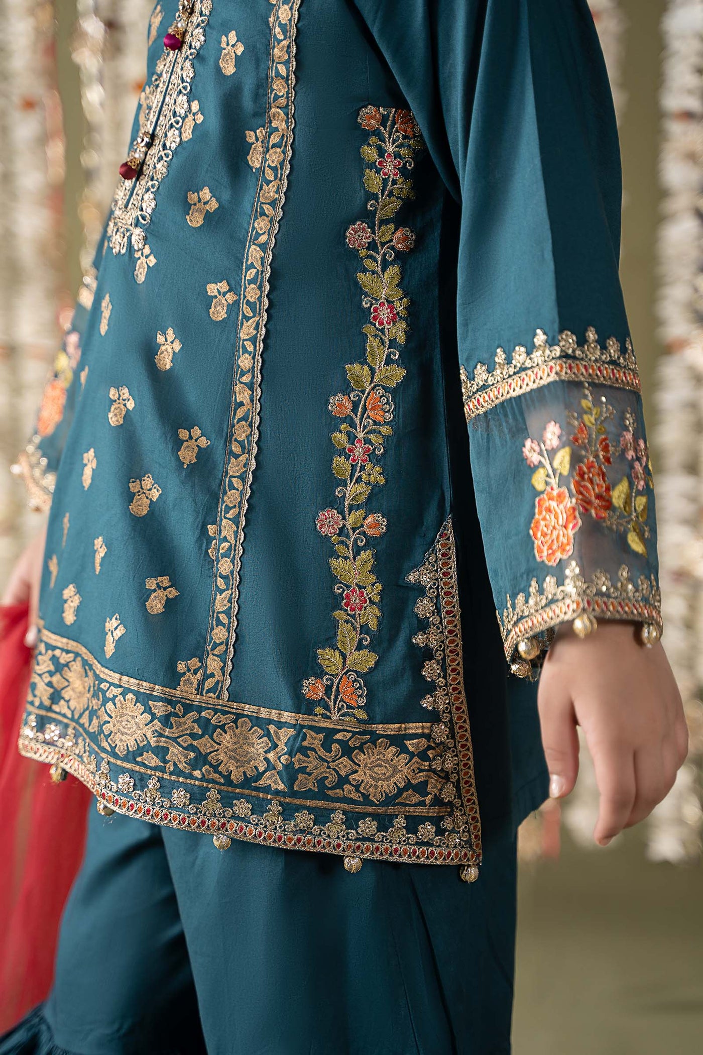 3 Piece Embroidered Lawn Suit | MKD-EF25-24