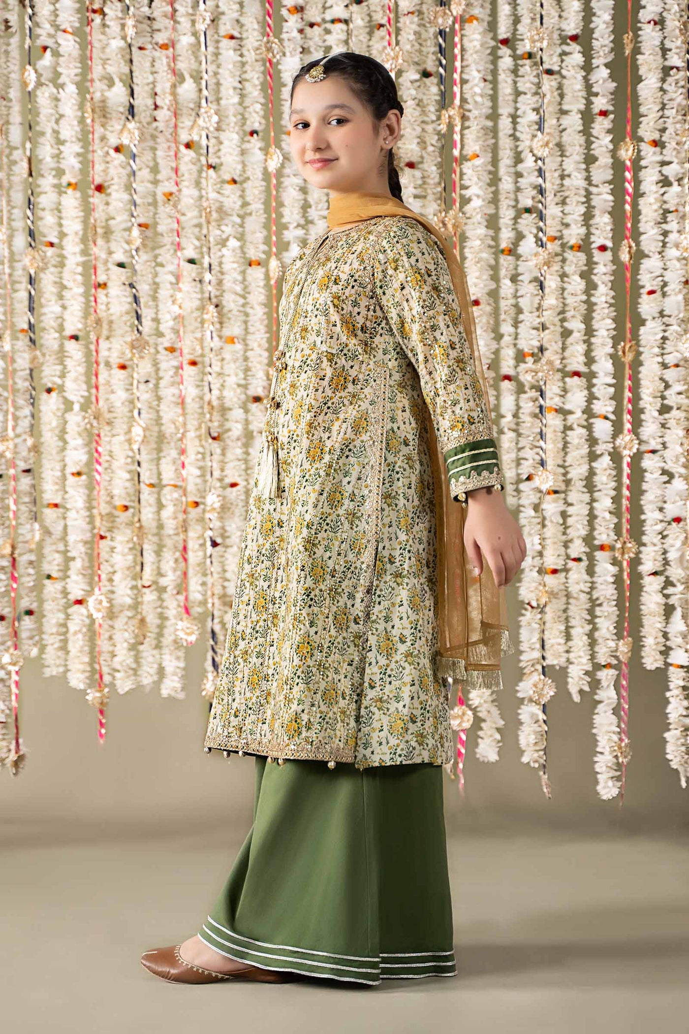 3 Piece Embroidered Lawn Suit | MKD-EF25-27