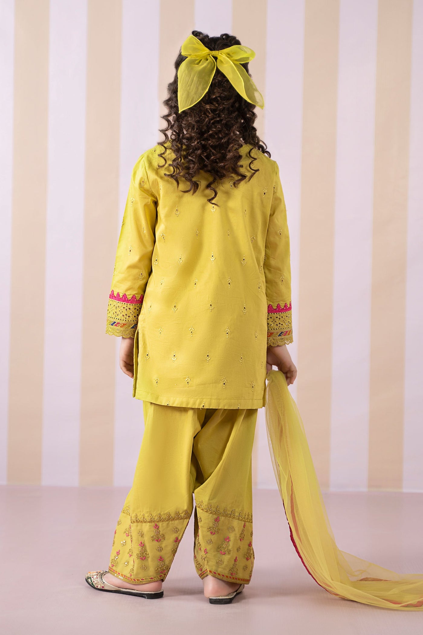 3 Piece Embroidered Lawn Suit | MKD-EF25-57