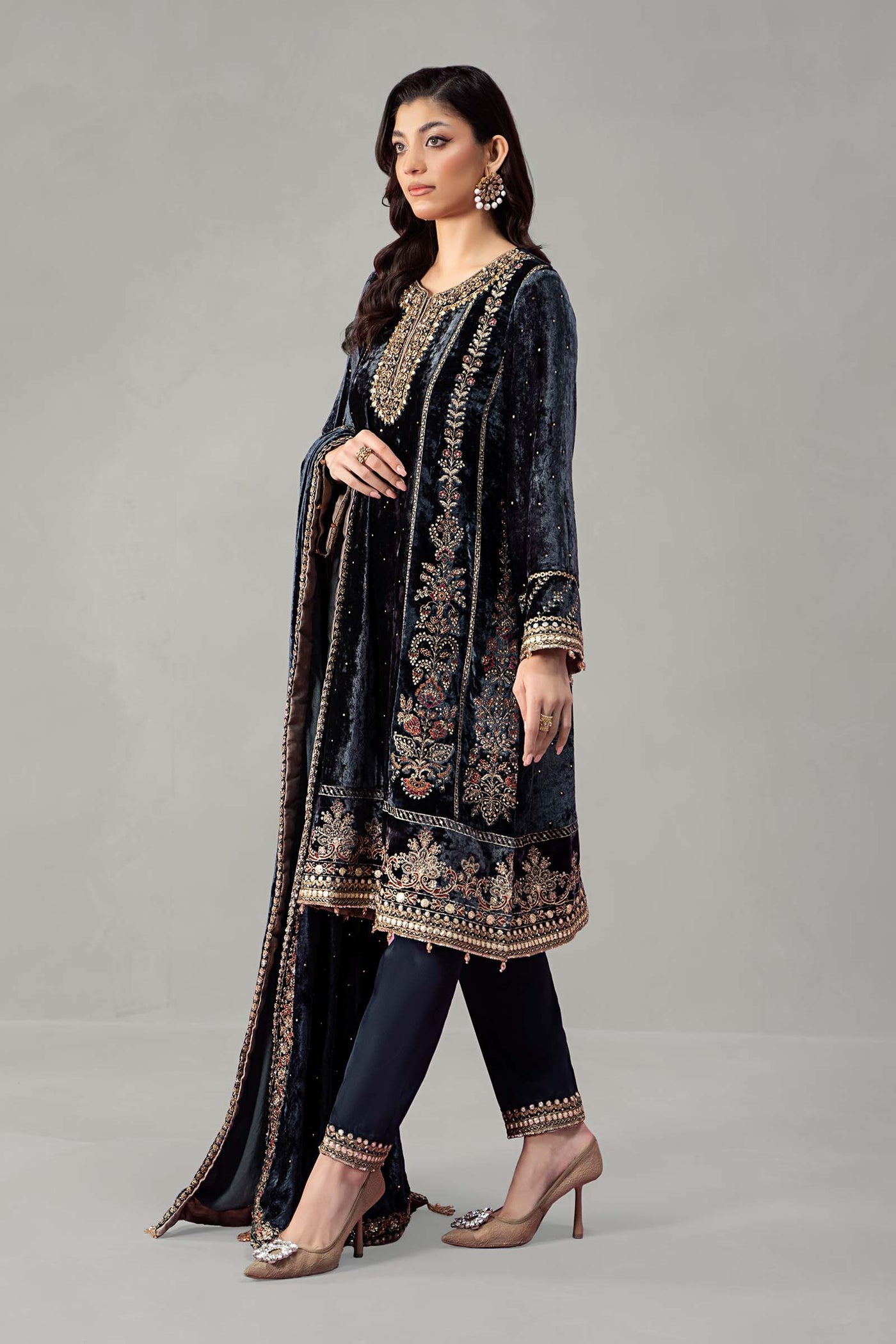 3 Piece Embroidered Velvet Suit | SF-W24-14