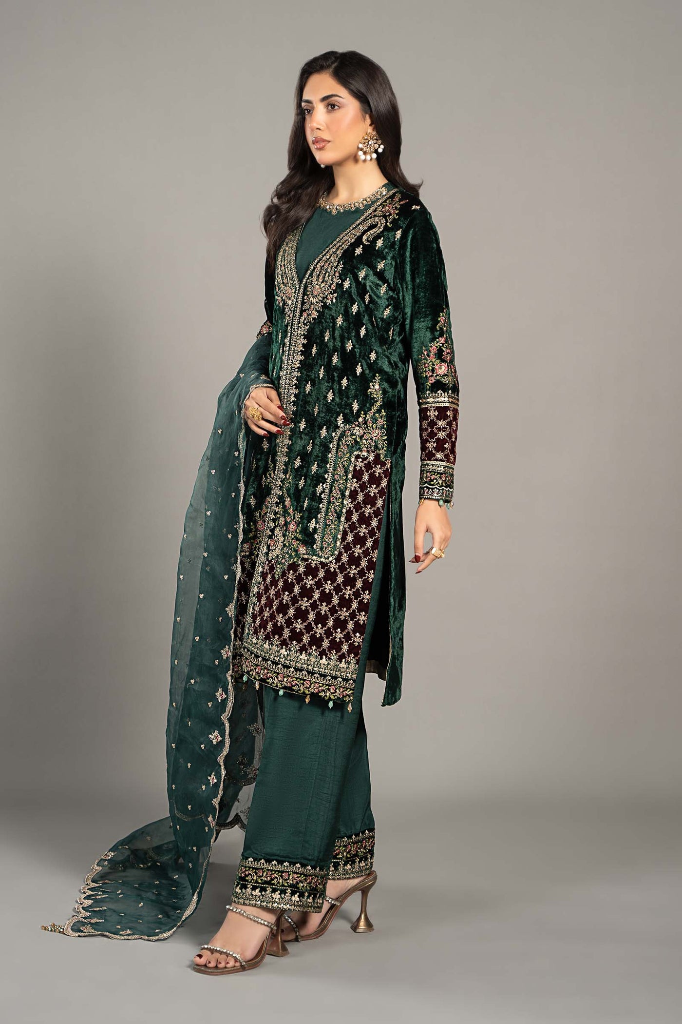 3 Piece Embroidered Velvet Suit | SF-W24-81