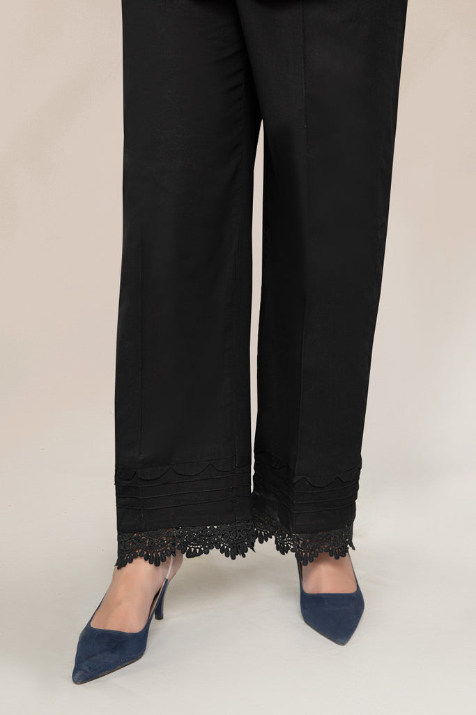 Classy Tail shirt with Bell bottom Trouser | Pants women fashion, Pakistani  fashion party wear, Fashion design clothes